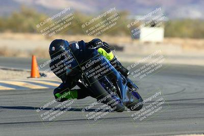 media/Jan-09-2022-SoCal Trackdays (Sun) [[2b1fec8404]]/Turn 14 (10am)/